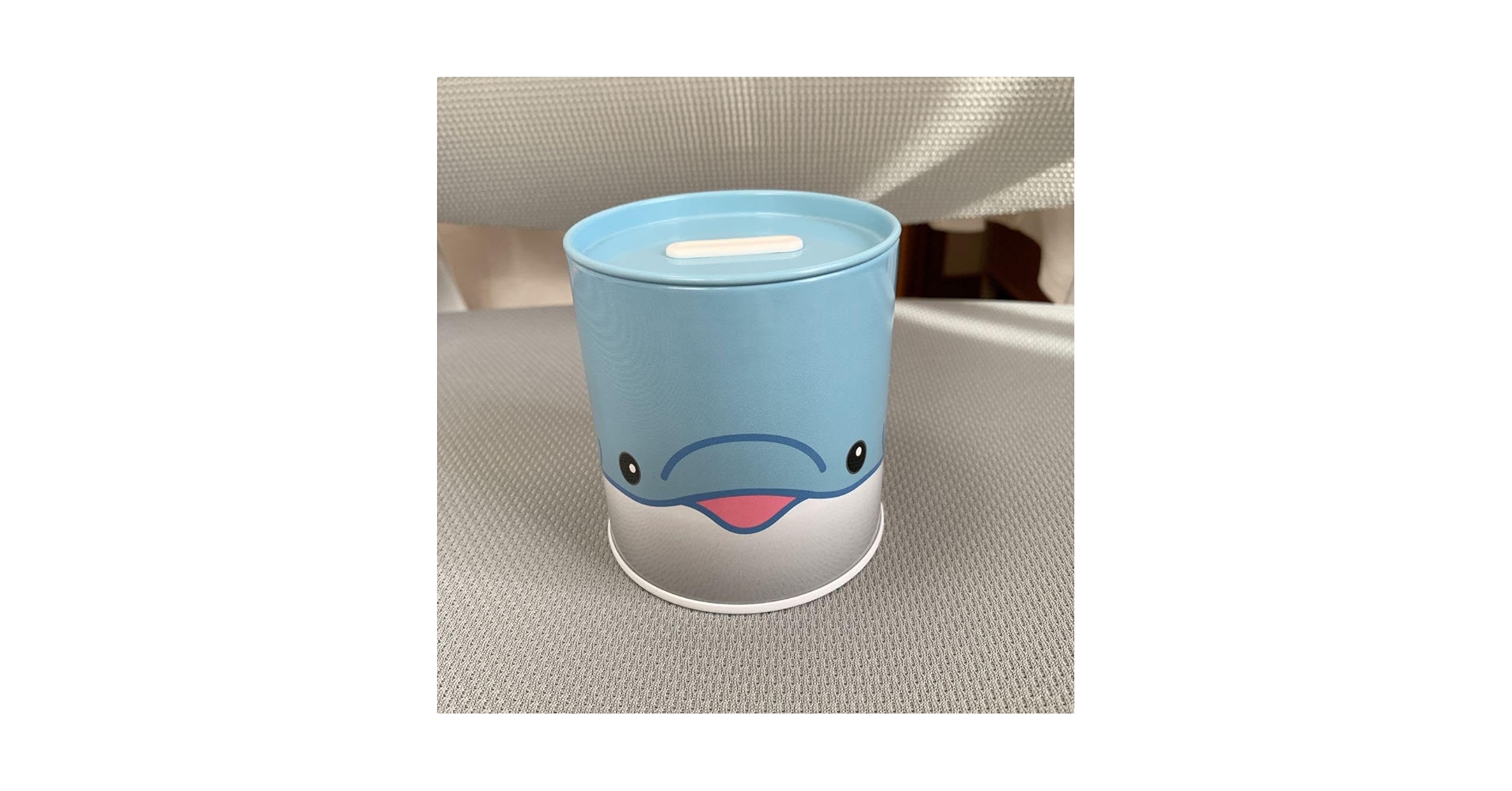 Amazon.co.jp: 貯金箱 鴨川シーワールド お菓子の缶 : ホビー